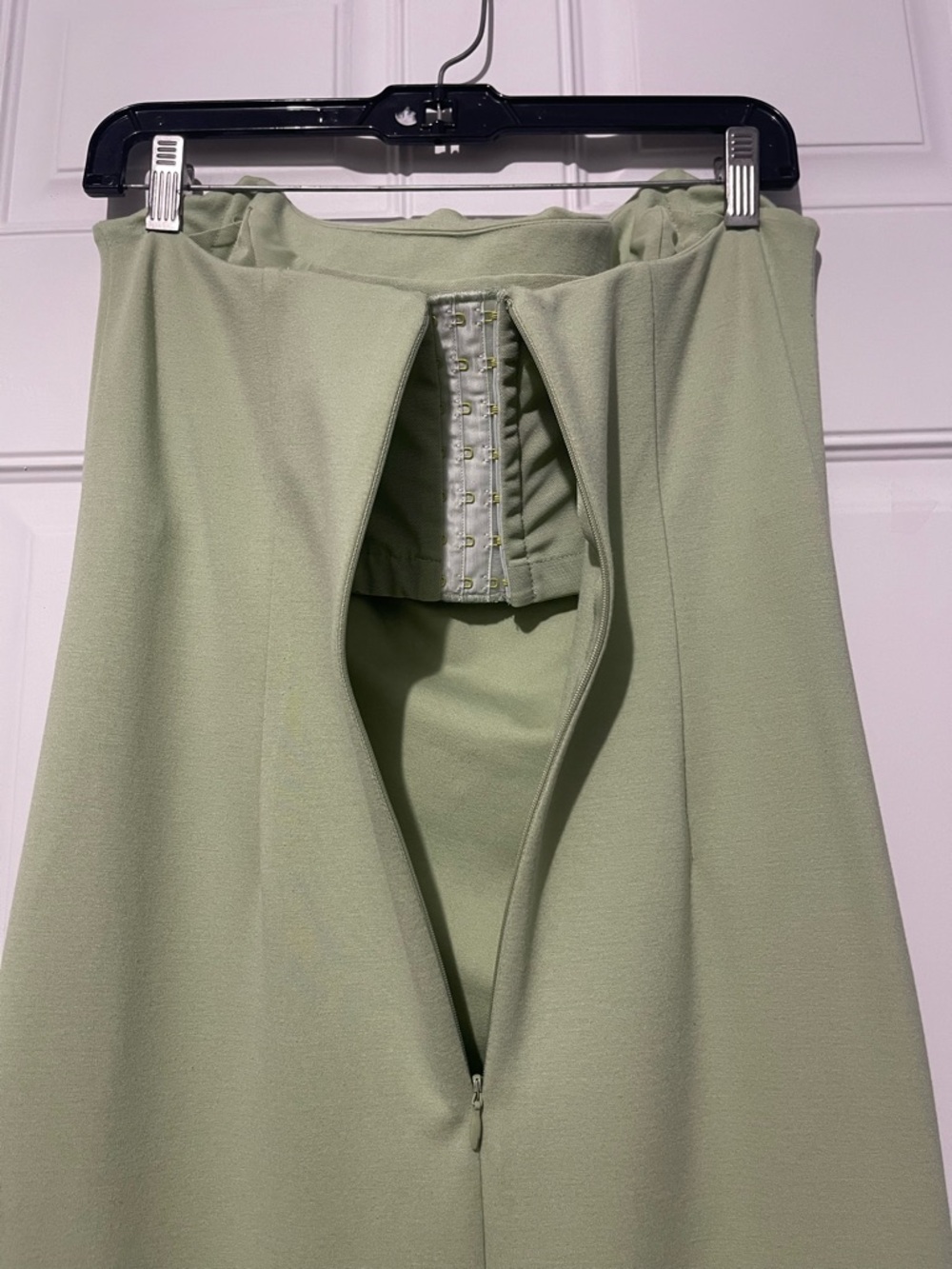 Michael Costello X Revolve Briggs Gown Ruched  Maxi Dress In Sage Size L - Picture 11 of 16